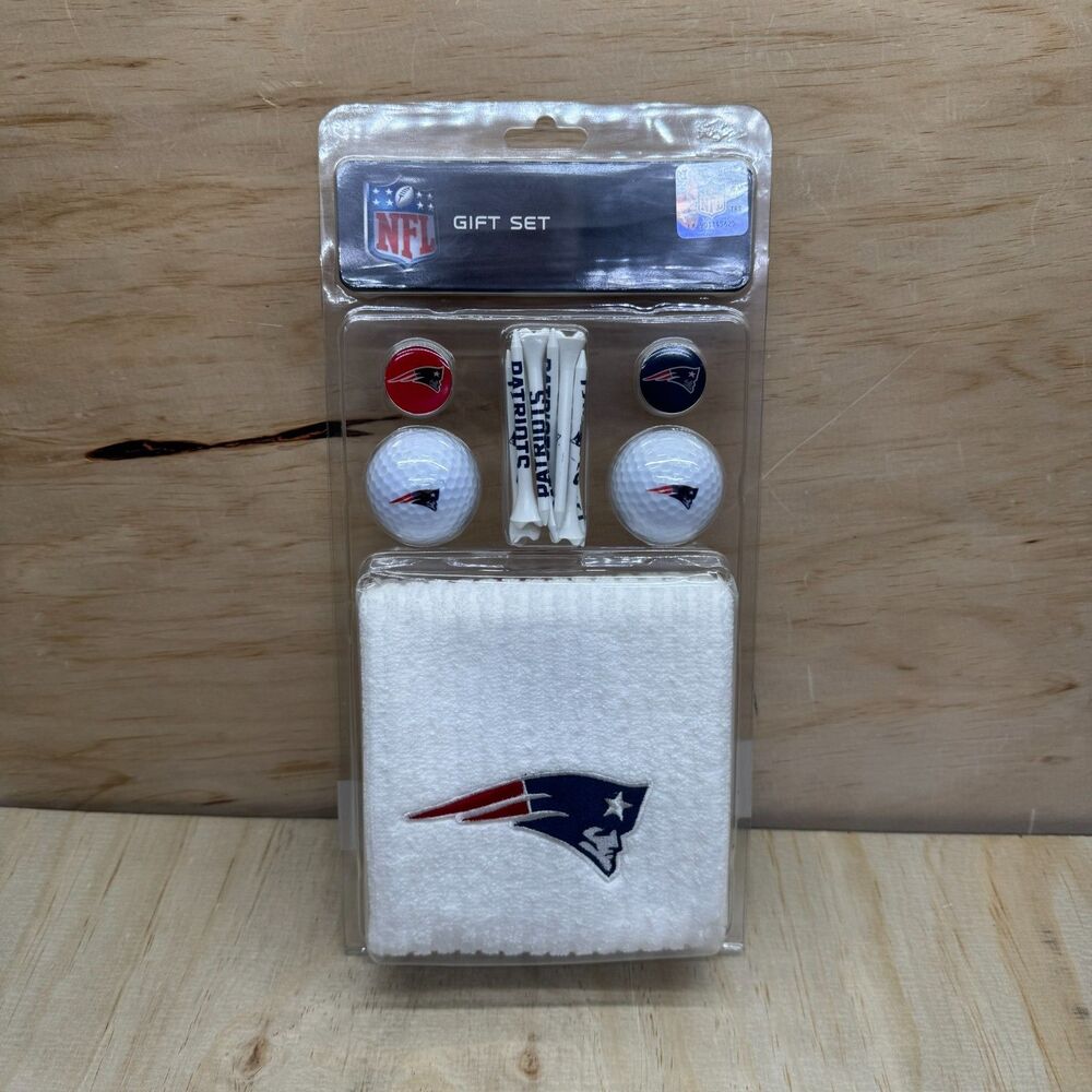 NEW New England Patriots Team Effort Golf Gift Set